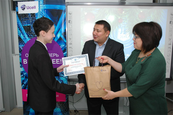 Group of children undergo advanced programming course