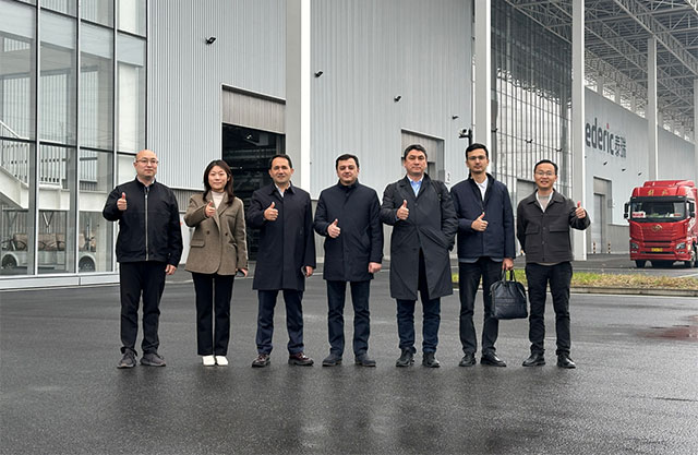 Tederic Machinery considers establishing production of injection molding machines in Uzbekistan
