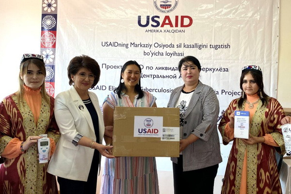 USAID provides equipment to the Jizzakh Regional Center for Phthisiology and Pulmonology