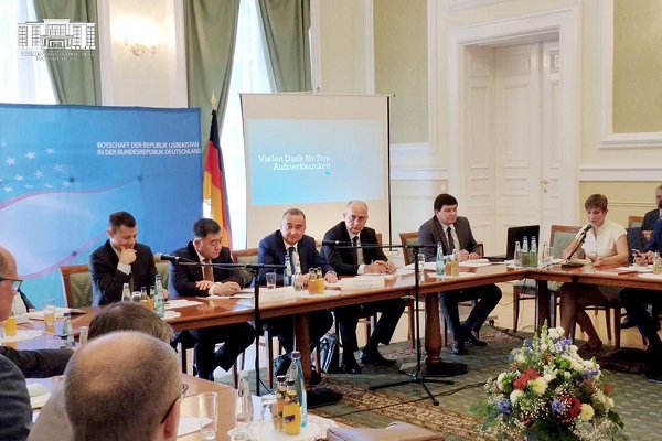 Tashkent delegation pays Germany to boost ties