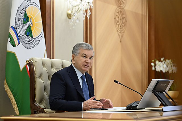 Мирзиёев обсудил реформу и цифровизацию земель