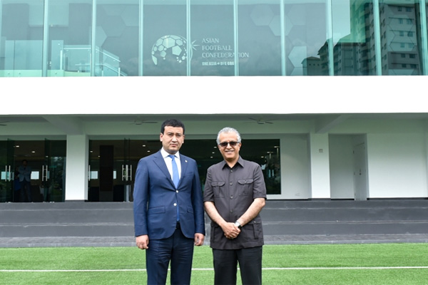 UFF President visits AFC House