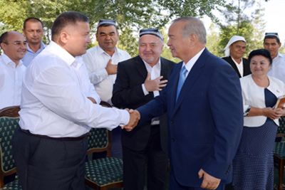 Uzbek President meets with farmers of Ferghana region