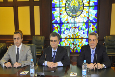 Uzbek FM receives delegation of Congress of Bukharian Jews of US and Canada