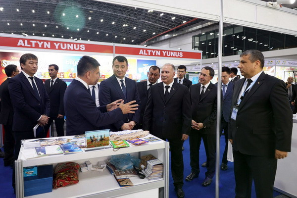 Exhibition “Made in Turkmenistan” opens in Tashkent