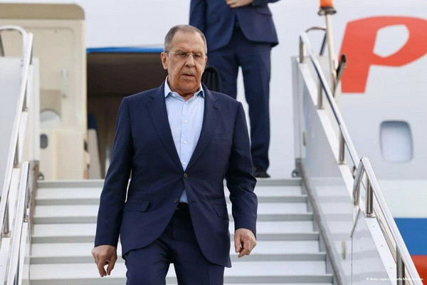 Россия ташқи ишлар вазири Ўзбекистонга келди