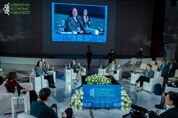 Panel session on the topic "Gender equality, youth development, investment in the future" takes place in Samarkand