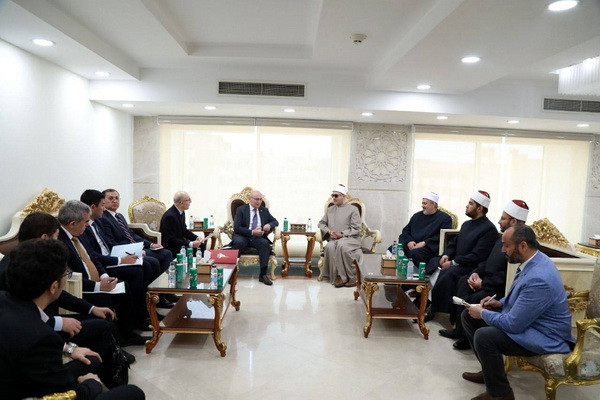 Deputy Foreign Minister of Uzbekistan in Cairo meets with the Secretary-General of the Academy of Islamic Studies of the Al-Azhar complex
