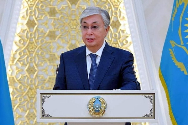 Tokayev signs laws to reduce the powers of the President of Kazakhstan