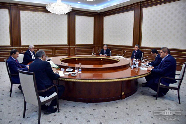 President of Uzbekistan receives President of IDB