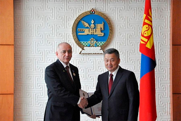 Friendship Medal conferred upon Honorary consul of Mongolia in Uzbekistan
