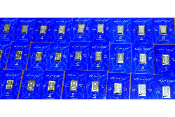 Attempt to smuggle gold bars suppressed