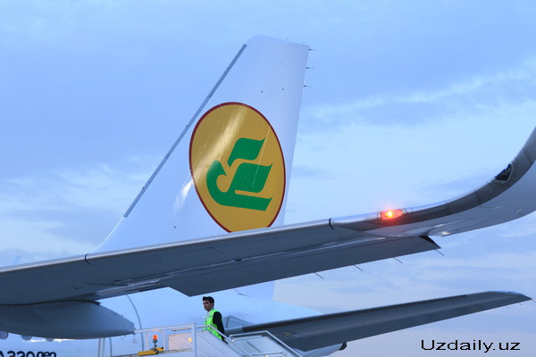Uzbekistan Airways самолётида Нью-Йоркка парвоз вақтида бола туғилди